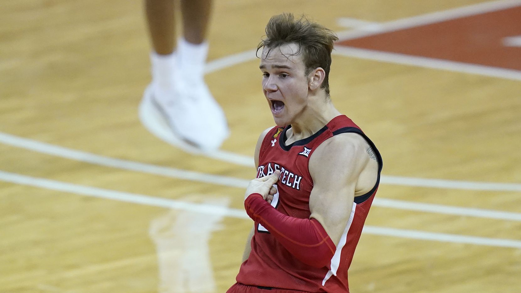 McShoot-out: McBride, McClung set for second showdown of the season, as West Virginia travels to Texas Tech
